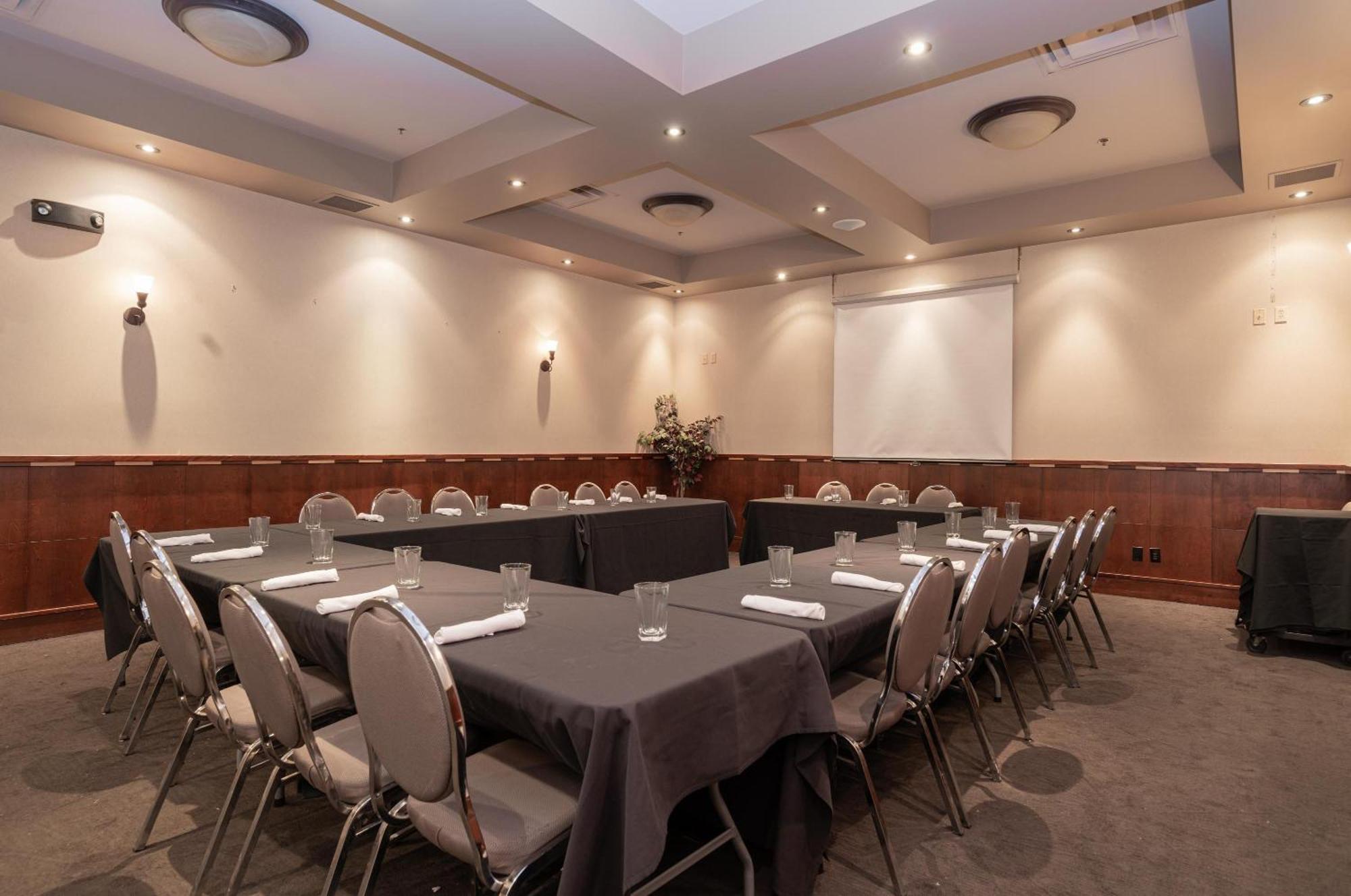 Sandman Hotel Red Deer Luaran gambar